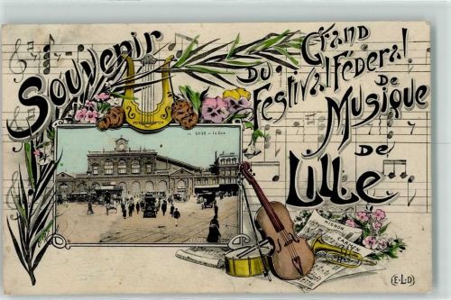 Lille 1911 Bahnhof Oldtimer Gitarre Trompete Trommel