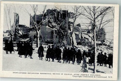 Halifax Snow Covered Devastated Residential Section After terrible Explosion Trümmer Katastrophe