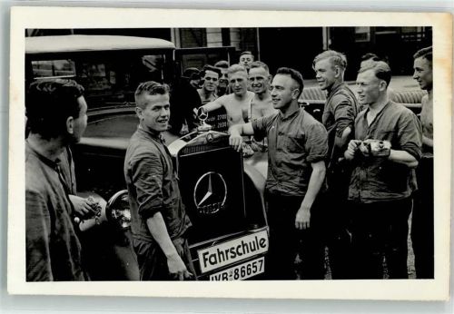 Oldtimer Fahrschule