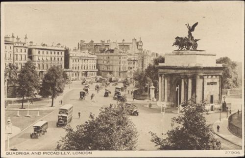 um 1920/30 London, England, Picadilly und Quadriga