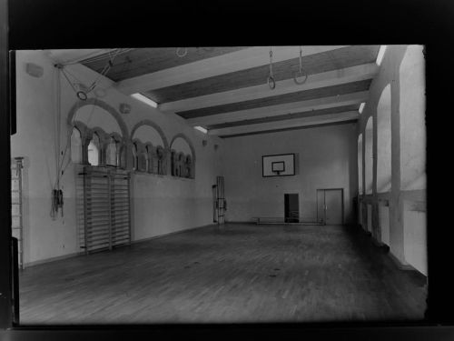 Kastl Gymnasium Turn Halle