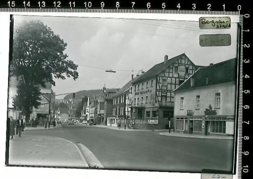 Bergneustadt Kleber auf der Schutzfolie