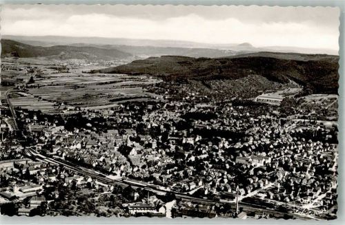 Schorndorf Fliegeraufnahme des Ortes mit Bahnhof und Ev. Stadtkirche