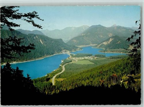 Fall Sylvensteinsee mit Fall Blick zum Fockenstein Seekar Schönberg Roßstein Buchstein