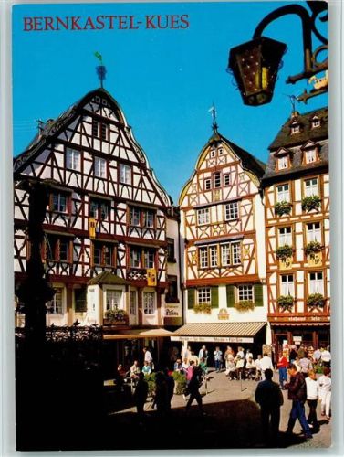 Bernkastel-Kues Markt St.Michaelsbrunnen
