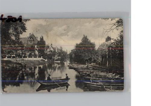 Kleve Partie am Kanal Ruderboote
