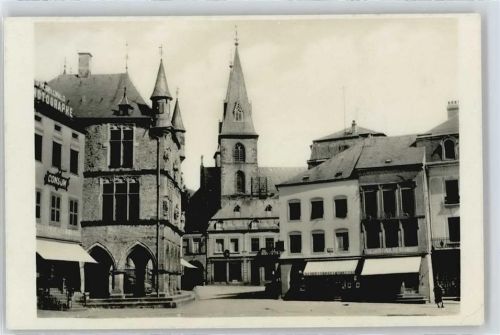 Echternach Platz Haus Kirche