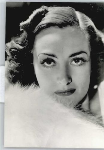 Crawford, Joan