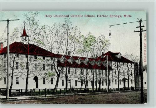 Harbor Springs Holy Childhood Catholic School