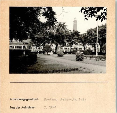 Borkum Bahnhofsplatz Foto montiert auf Karton