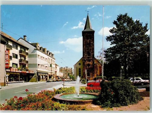 Heiligenhaus Alte Kirche Brunnen