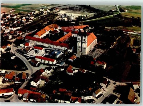 Niederalteich Fliegeraufnahme Benediktiner-Abtei mit Landvolkshochschule