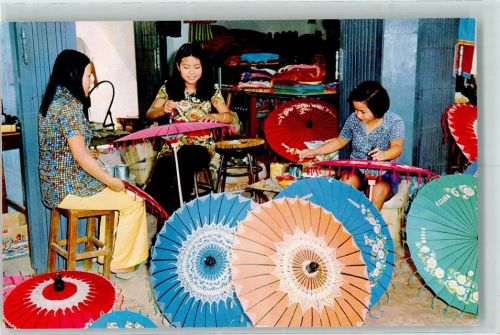 1976 Berufe - Famous Paper umbrella making Home Industriy in Chiengmai