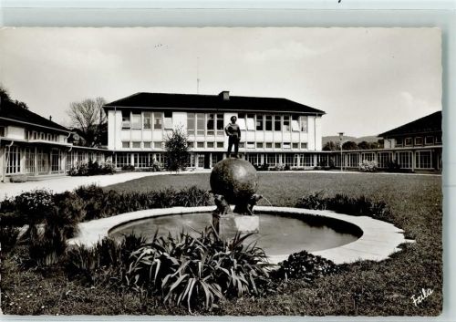 Weißenburg Brunnen am neuen Schulhaus