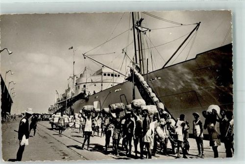 Conakry Hafen Quai des Longs Kurriere Schiff Karren