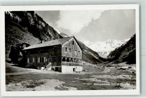 Stillupperhaus