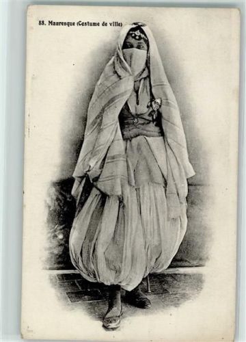 Mauresque Costume de ville AK