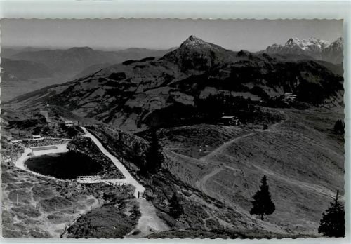 Kitzbühel Blick zum Kitzbüheler Horn und Loferer Steinberge