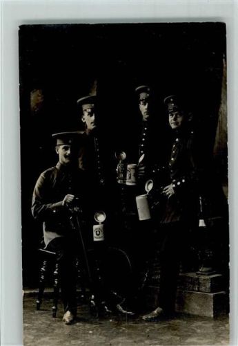 Soldaten mit Bierkrügen AK