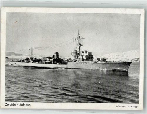 Die Zerstörer mit Torpedo-Rohren Aufnahme PK Schöppe