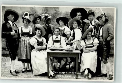 Innsbruck Volksmusik Tracht aus Tirol Tänzergruppe Mayr-Blaas