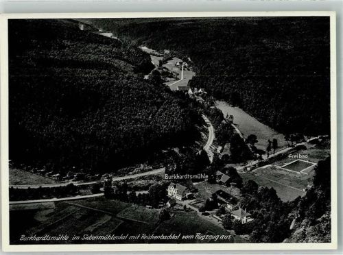 Burkhardtsmühle Fliegeraufnahme Burckhardtsmühle Siebenmühlental mit Reichenbachtal Die Burckhardtsmühle Schwimmbad