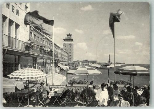 Riem Gasthaus-Terrasse mit Blick aufs Flugfeld Verlag Hans Andres Fotograf Hans Hartz