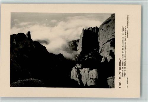 Montserrat Nebelschwaden am Berg Mitgidia Efecto de niebla baja en el barranco Mitgidia