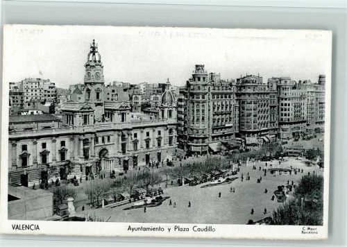Valencia Rathaus und Caudillo-Platz