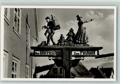 Furtwangen Geschnitzter Wegweiser