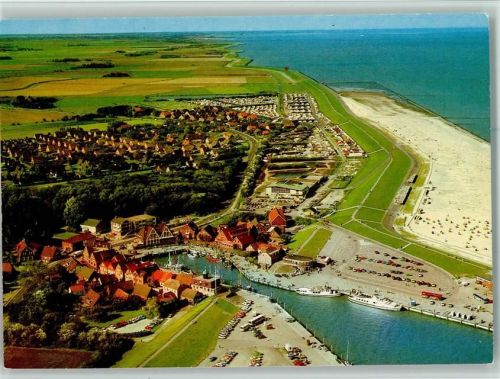 Neuharlingersiel Luftaufnahme Strand Hafen Campingplatz
