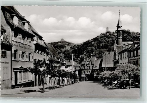 Weinheim Marktplatz mit Zweiburgenblick Evangel. Jugendhaus zur Sonne