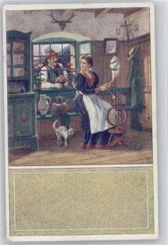 1918 Bäuerin sitzt am Fenster mit einem Spinnrad, Strickkorb, Katze