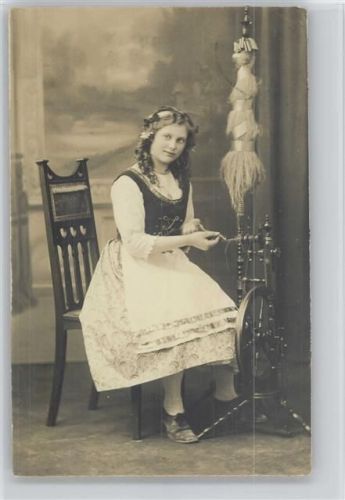 Spinnrad 1914 Foto AK Trachten