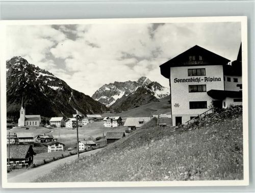 Hirschegg Ortsansicht mit Sonnenbichl-Alpina und Widderstein