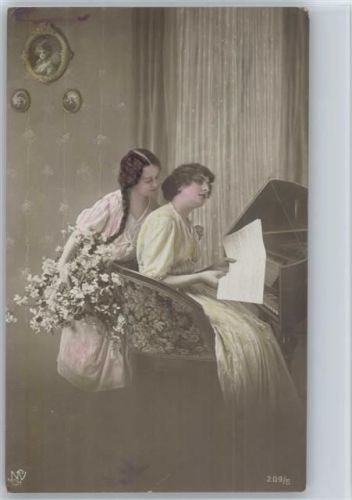 1921 Serie 209-6 - Noten lesen , Frauen am Klavier