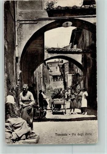 Tuscania Via degli Archi 1950-60 AK