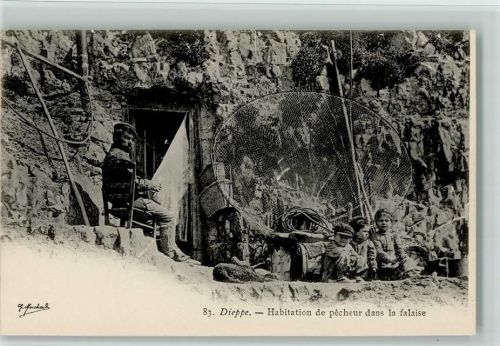 Dieppe Habitation de pécheur dans la falaise Fischer