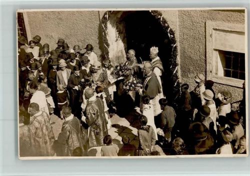 8750 Judenburg Foto AK Jubiläum 1927 Blumen für die Würdenträger an der Kirche AK