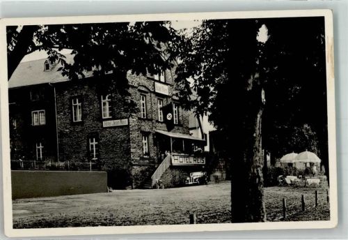 Treis-Karden WK II Hotel Reis Hakenkreuzfahne