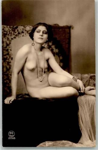 Verlag P.C. Paris 2158 Aktomodel Perlenkette