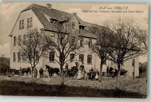 Döblitz 1913 Gasthaus zur Schönen Aussicht Gruppenfoto Kutschen
