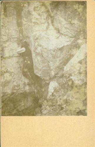 Aufgeklebtes Foto