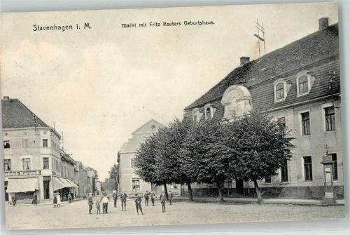 Stavenhagen Marktplatz Geschäft R. Karstadt Fritz Reuters Geburtshaus