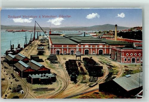 Gibraltar Dockyard Workshops Waterfront Leuchtturm Hafen Schiff Boot