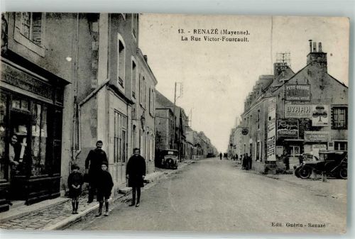 53800 Renaze - La Rue Victor Fourcault Autos Werbung Byrrh