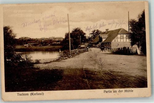 Tuckum 1917 an der Mühle