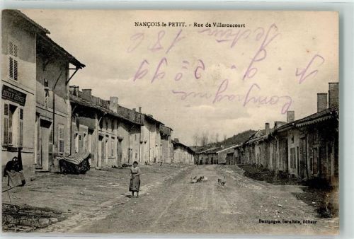 Nancois-sur-Ornain 1918 Rue de Villeroncourt Hühner
