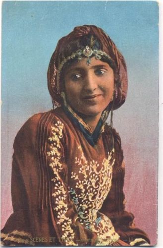 1916 Orientalische Frau