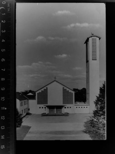 Lage Kirche